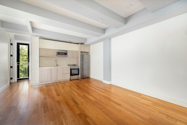 Foto del edificio - Newly built 2-bedroom Prime Bushwick.