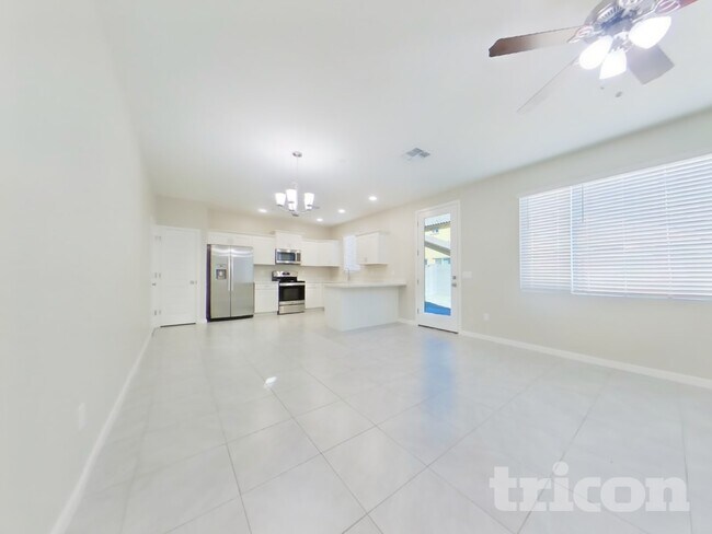 Foto del edificio - 4548 E Grandview St
