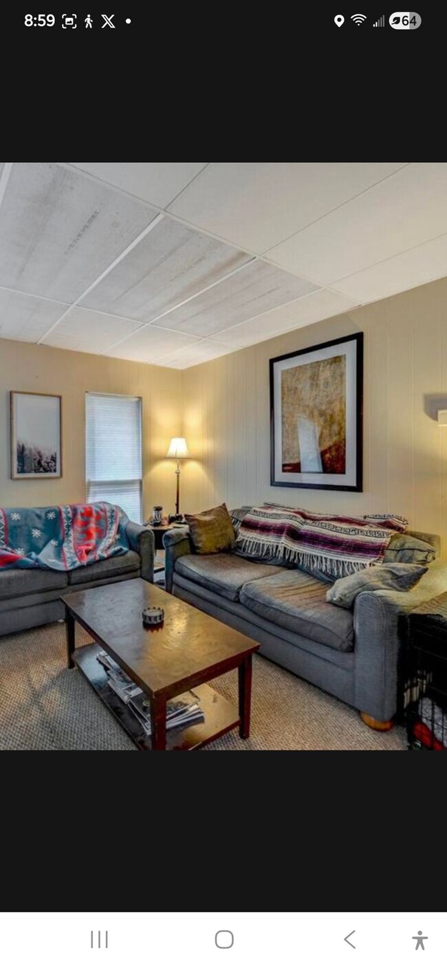 Building Photo - 1729 Monroe Ave