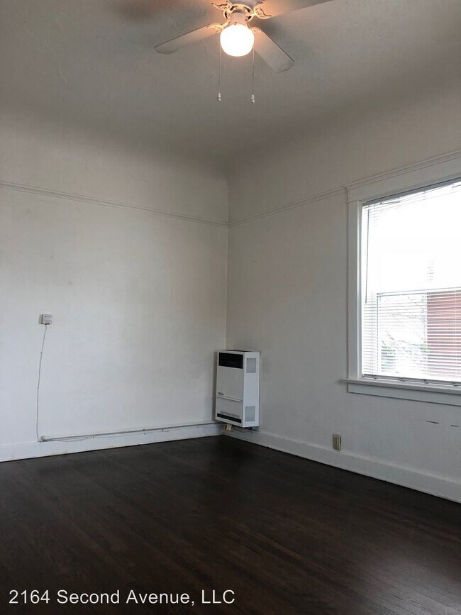 Building Photo - 2164 2nd Ave