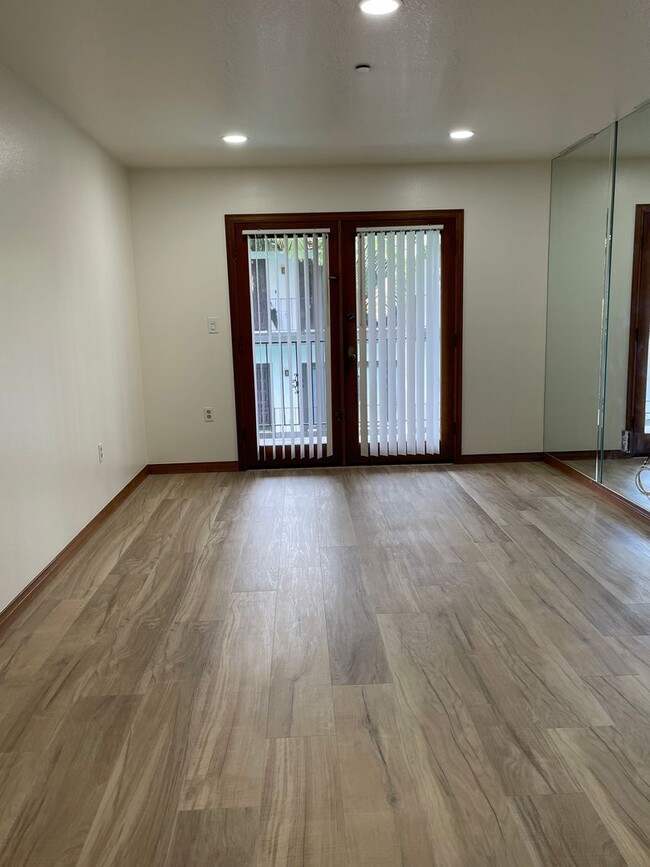 Photo - Los Caballeros #320 Apartment