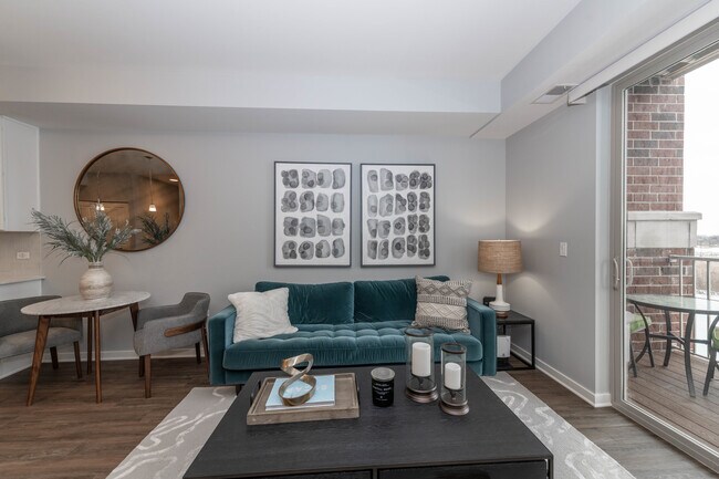 Building Photo - 21599 W Field Ct