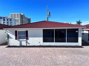 Building Photo - 6154 Midnight Pass Rd