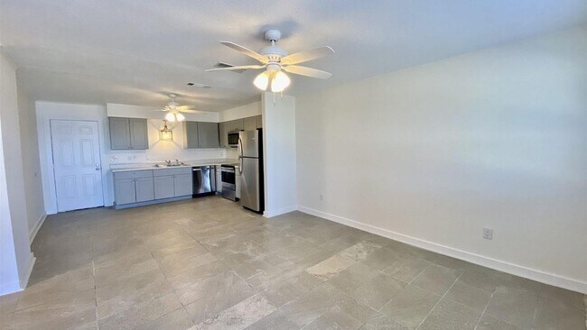 Foto del edificio - 9557 Lillian Hwy