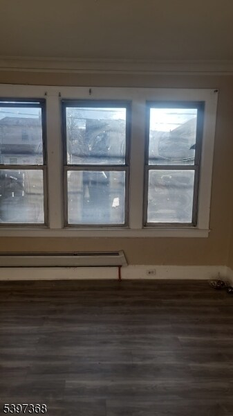 Building Photo - 12 Welland Ave