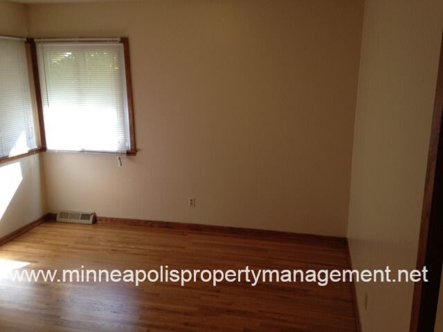 Building Photo - 2502 Talmage Ave SE