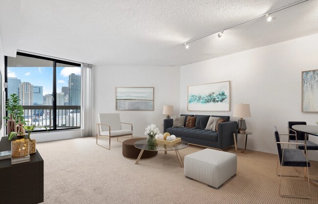 Photo - 58 W Superior St Apartment