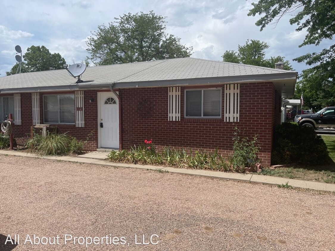Primary Photo - 2 br, 1 bath House - 323 5th Street