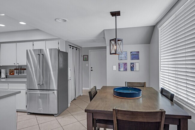 Foto del edificio - 6040 N 15th St