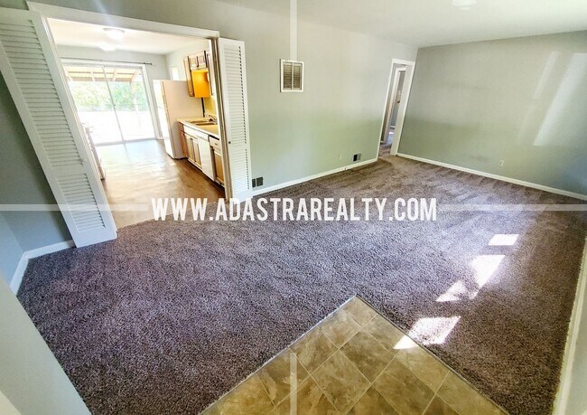 Foto del edificio - Awesome location in North Overland Park-Av...