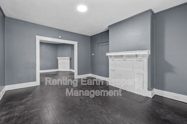 Building Photo - 963 3rd St W
