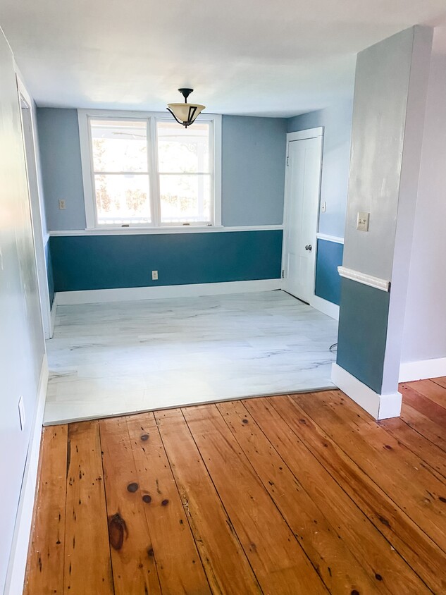 Dining area - 879 Lovell Rd