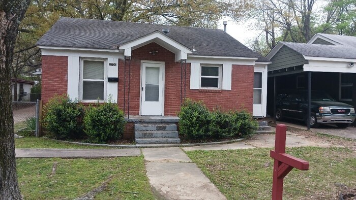 Foto principal - 2700 Boulevard Ave