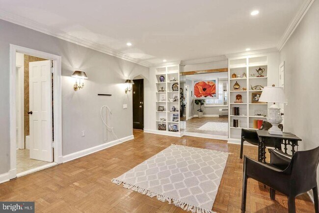 Foto del edificio - 3051 Idaho Ave NW