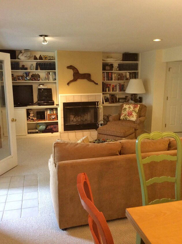 sala de estar - 880 East St