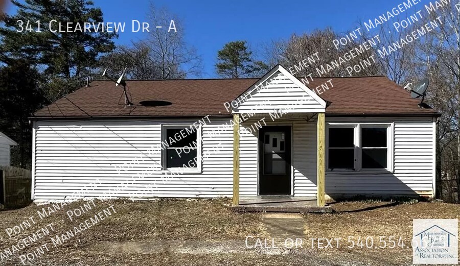 341 Clearview Dr Unit A, Martinsville, VA 24112 Room for Rent in