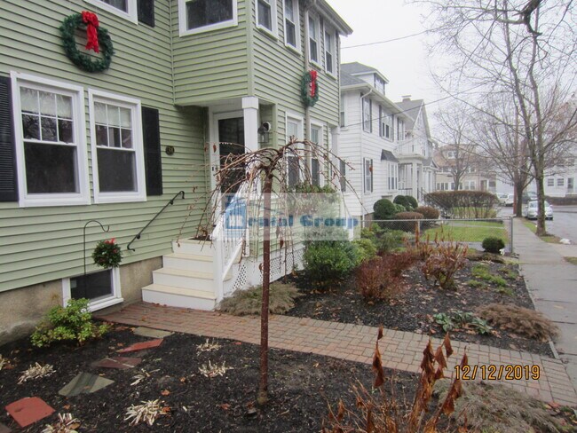Foto del edificio - 38 Wiley Rd