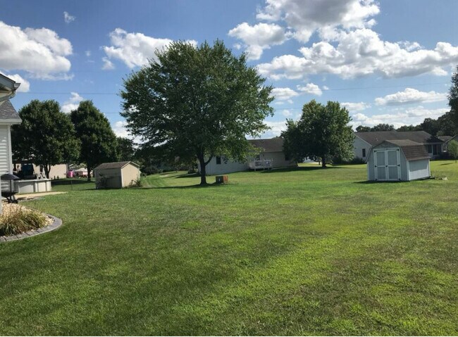 Building Photo - 30706 Springfield Ct