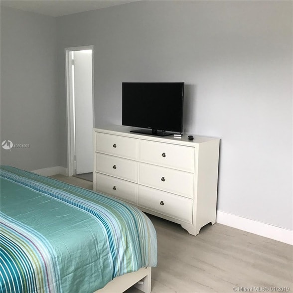 Photo - 3801 S Ocean Dr Apartment