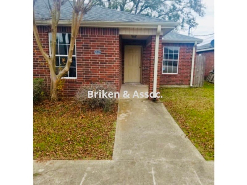 4220 Center St, Lake Charles, LA 70607 House Rental in Lake Charles