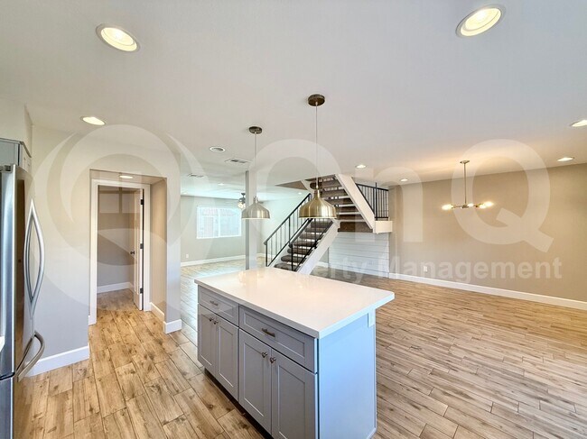 Foto del edificio - 4250 N Parkway Ave