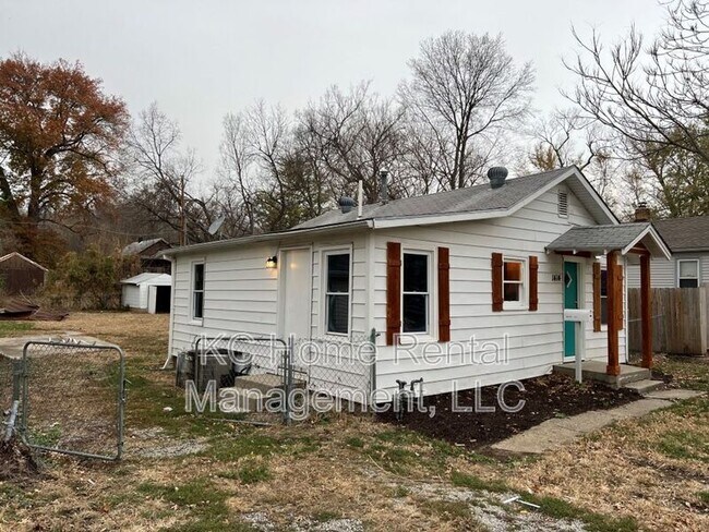 Building Photo - 1414 S Logan Ave