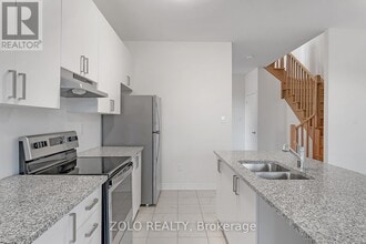 Building Photo - 79 Bayardo Dr