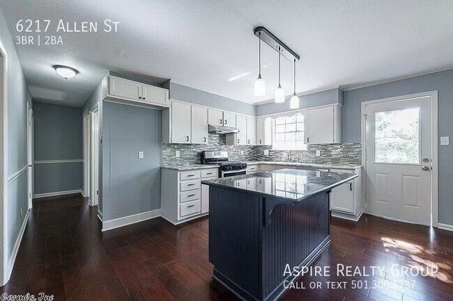 Foto del edificio - 6217 Allen St