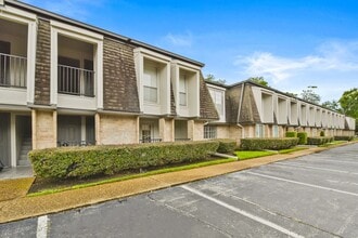 Building Photo - 12633 Memorial Dr