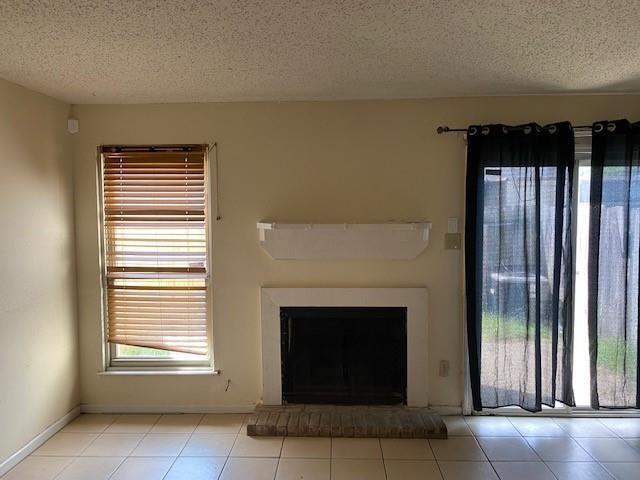 Foto del edificio - 2130 Greenbriar Colony Dr