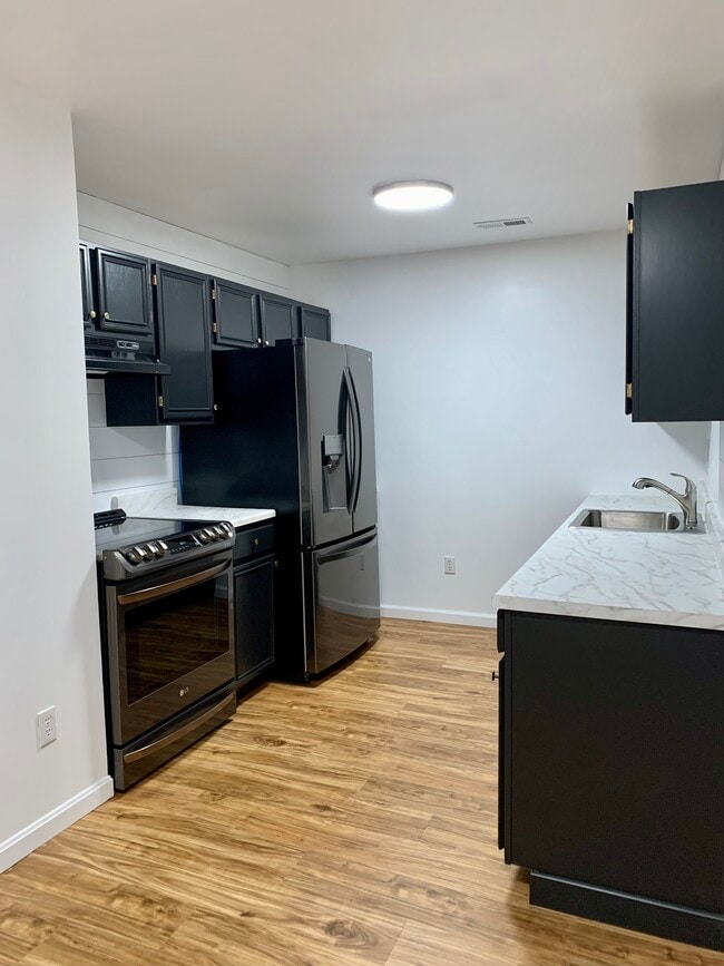 Cocina - 1 Robindale Dr