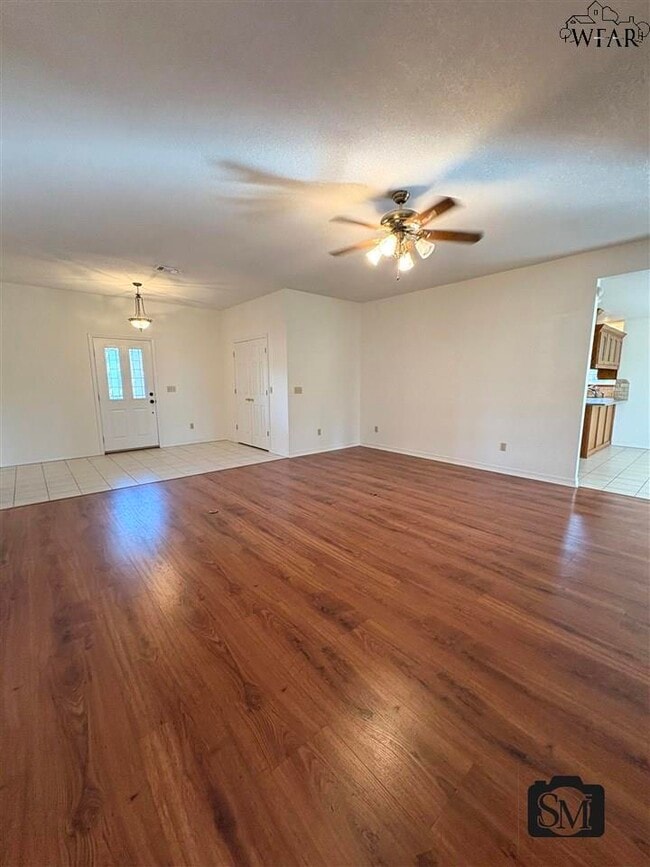 Foto del edificio - 1431 Cherokee Cir