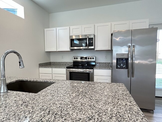 Foto del edificio - 960 Ventnor Ave