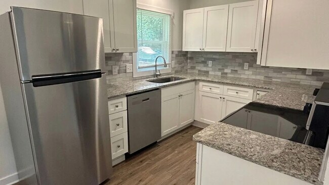 Foto del edificio - Room in Single Family Home on Quartz Ct