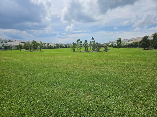 Foto del edificio - 1313 Haywagon Tr.