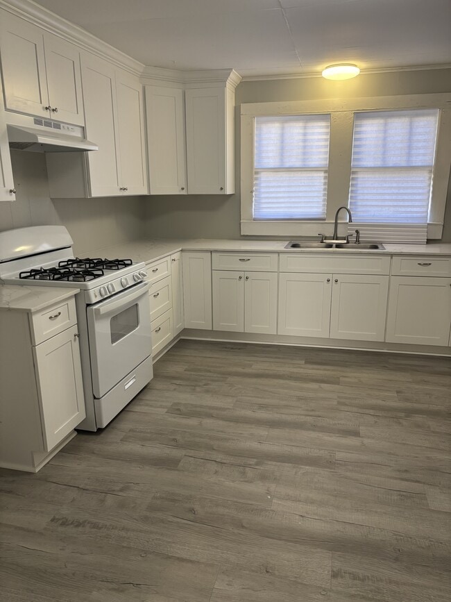 Foto del edificio - 801 N St Antoine St