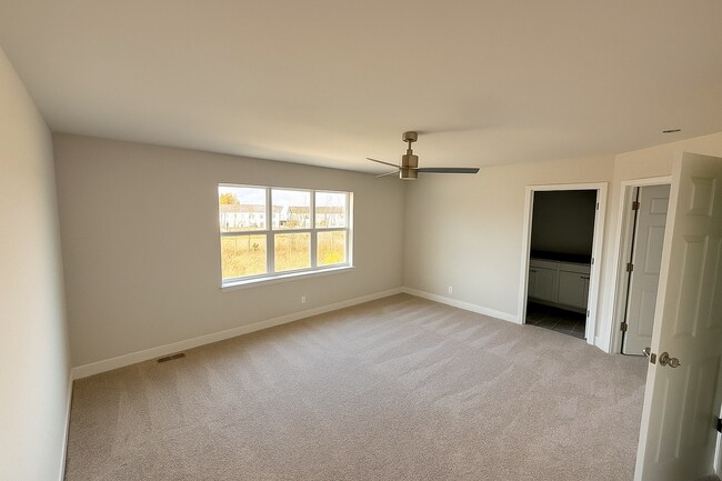 Foto del edificio - 330 Cattail Ct