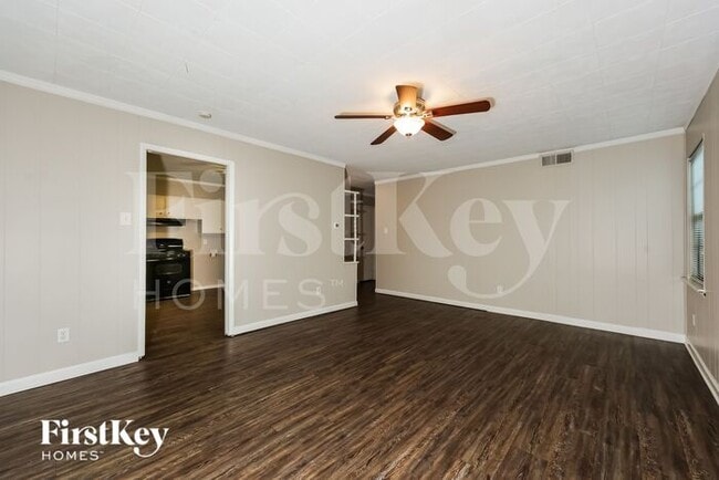 Building Photo - 1805 Dorothy Dr