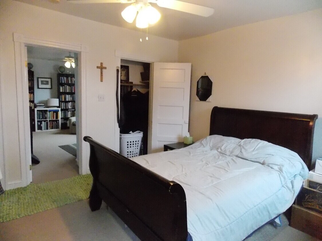 Foto principal - 3601 Keswick Rd