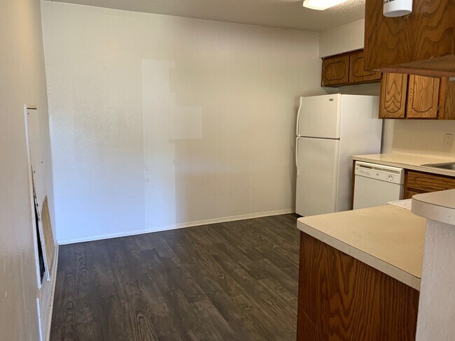 Foto del edificio - 208 E Sycamore Ln