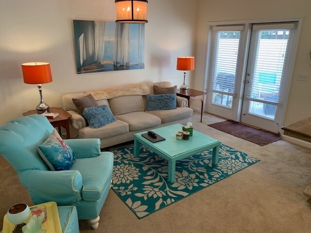 Foto del edificio - 221 Sand Oak Blvd