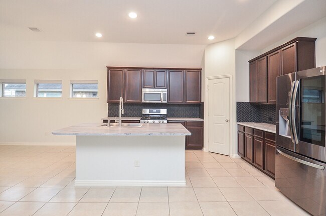 Foto del edificio - 17902 Logans Pine Dr