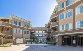 Building Photo - 2750 Artesia Blvd