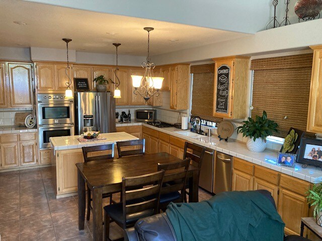 Primary Photo - 1276 Hodgson Ct