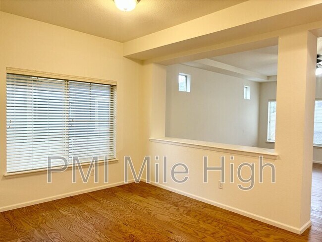 Building Photo - 967 Auburn Dr