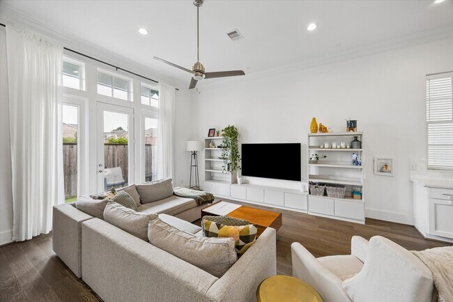 Foto del edificio - 3302 W 12th St