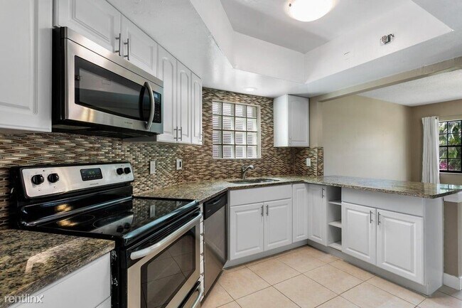 Building Photo - 3 br, 2.5 bath House - 119 Weybridge Cir A...