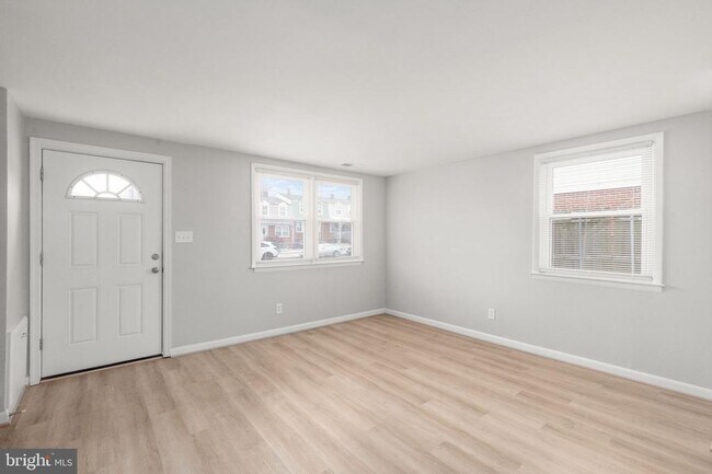 Building Photo - 2015 Dineen Dr