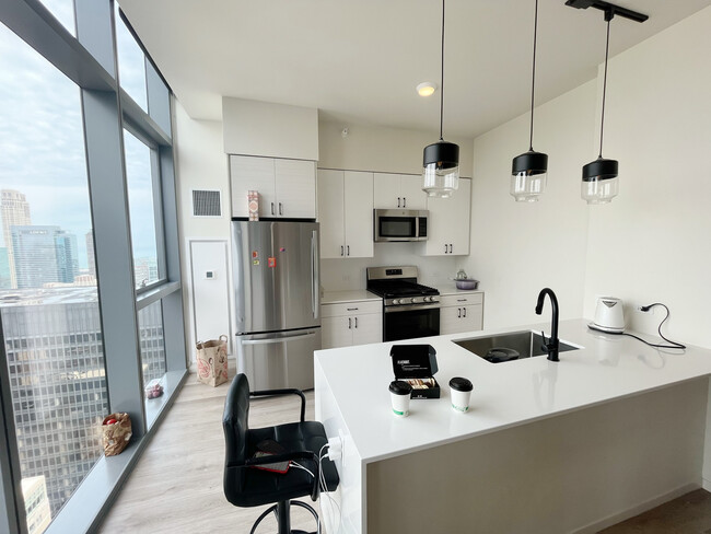 Building Photo - 88 E Wacker Pl