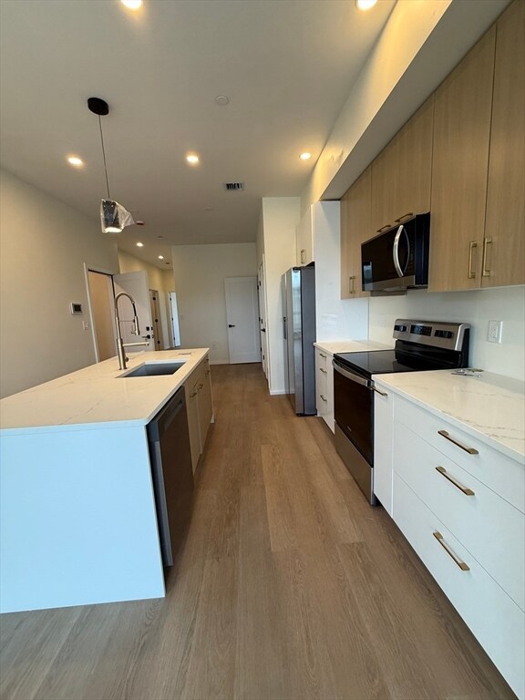 Foto del edificio - 546 Saratoga St